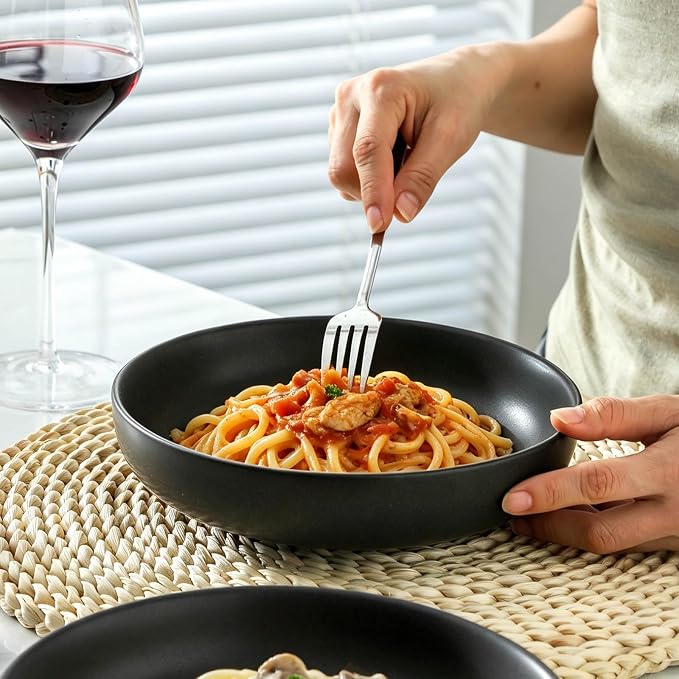 Stoneware Pasta Bowls, 34 oz Large Salad Bowl Set of 4, Ceramic Serving Bowls for Ramen, Pasta, Fruit, Cereal, Dinner, Wide and Shallow Bowls, Microwave & Dishwasher Safe, Matte Black