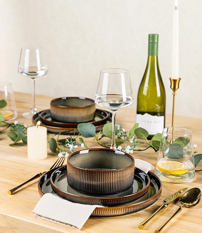 Ceramic Dinnerware Set for 4, 12-Piece Plates and Bowls Set | Lightweight Porcelain Dish Set, Scratch Resistant, Oven & Microwave & Dishwasher Safe, Cocoa Mocha