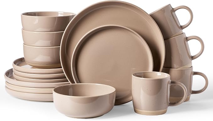 Famiware Milkyway 16-Piece Dinnerware Set with Mugs, Cinnamon Brown | Stoneware Plates and Bowls for 4, Dishes Set for Everyday/Formal Use, Microwave/Dishwasher Safe, Chip/Scratch Resistant