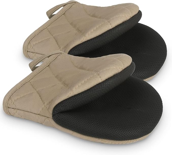 Goldmeet Mini Oven Mitts 2-Pack, 7"x5.5", 500°F Silicone Grip, Light Brown | Non-Slip, Heat Resistant, Machine Washable, Hanging Loop, Fits Small Hands, for Baking Grilling BBQ Cooking