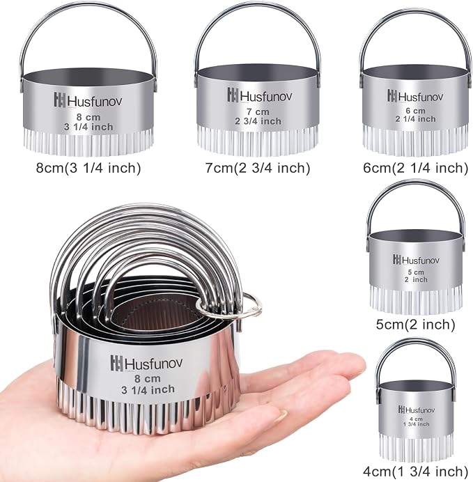 Husfunov Biscuit Cutter Set Wave Cookie Cutters with Handle | 5 Pieces Stainless Steel Square Professional Baking Dough Tools for Cake