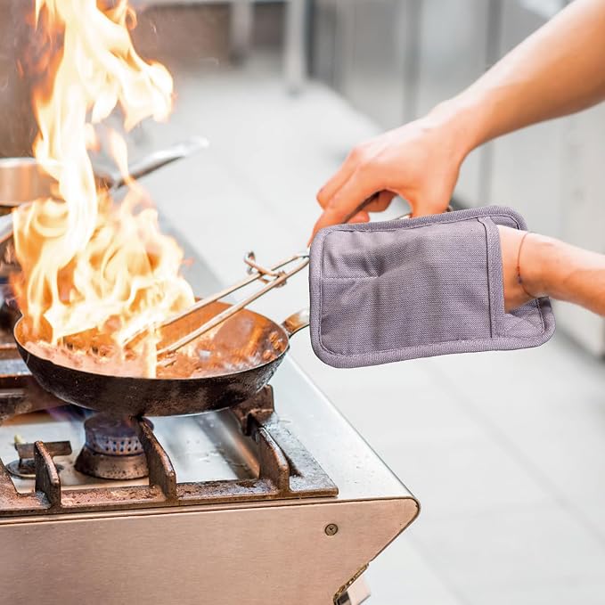 Pot Holders Yarn-Dyed Set of 3 Non Slip Silicone Kitchen Lines | Heat Resistant 500℉ Kitchen Gloves BBQ Baking Women Men Cooking Barbecue Microwave Machine Washable (Purple Potholders)
