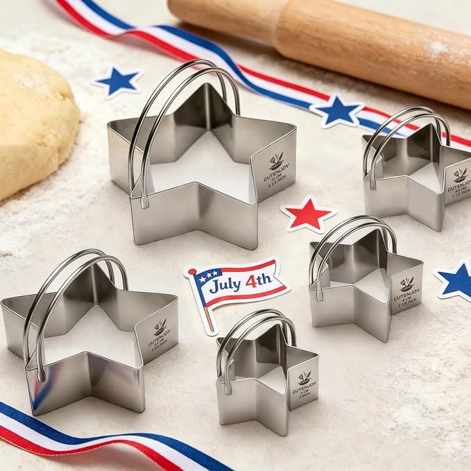 Star Cookie Cutters (5 Pieces/Set), Biscuit Cutter Set with Handle | Professional Baking Dough Cutter Tools for Cakes, Sandwiches, Donuts, Dumplings