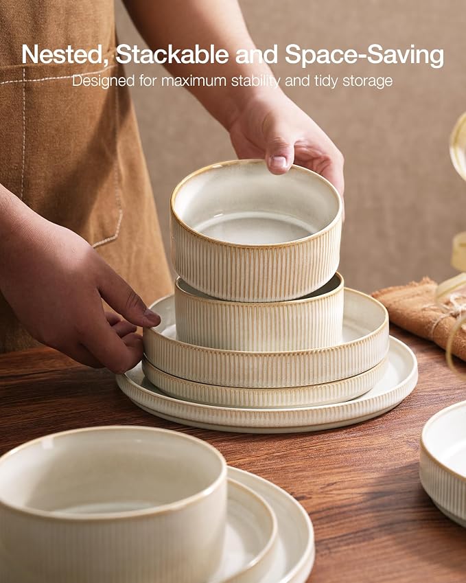 Famiware Star Stoneware Dinnerware Set, 8pc Dishes for 4, Cappuccino White | 7.5" Shallow Pasta Bowls & 10.5" Flat Dinner Plates, Everyday Dining, Chip & Scratch Resistant, Microwave & Dishwasher Safe