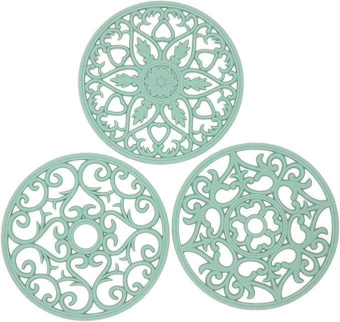 Smitchraft Trivets for Hot Dishes, Pots and Pans, Silicone Hot Pads for Kitchen Quartz Countertops, Silicone Pot Holders Mat, Multi-use Carved Heat Resistant Mat for Counter & Table, Set of 3 Green