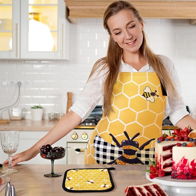 13 Pcs Bee Kitchen Decor Accessories Kitchen Apron Dish Towels Oven Mitts and Pot Holders Cute Wooden Spoons for Bee Festival Farmhouse Home Decoration Housewarming Gifts