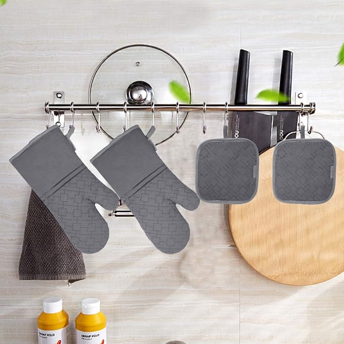 4Pcs Oven Mitts and Pot Holders Set, 572F Heat Resistant Oven Glove, Soft Cotton Lining with Non-Slip Surface for Kitchen Baking BBQ (Grey)