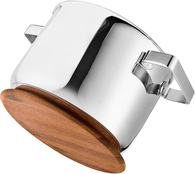 Eva Solo | Nordic Kitchen Magnetic Trivet Round | Stays Attached to The Saucepan or Pot When Moved | Danish Design & Functionality | Table Guard | Bamboo