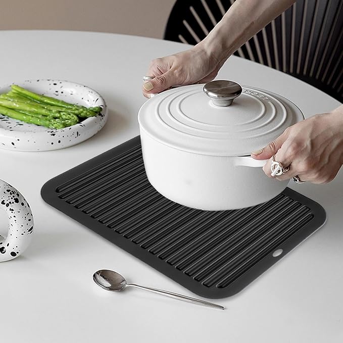 TOPULORS 3 PCS Silicone Trivets for Hot Pots and Pans 9"x12" Heat Resistant Mat Hot Pads for Kitchen Quartz Countertops - Dish Drying Mat Non-Slip Potholders Pot Holders Trivets for Hot Dishes - Black