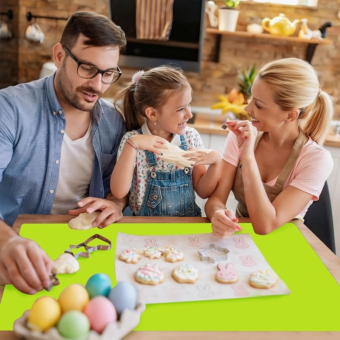 Extra Large Silicone Mat, Kitchen Counter Mat Placemats for Kids Silicone Mats for Countertop, Nonstick Silicone Table Mat for Baking Pastry Crafts Heat-Resistant Silicone Pad, 27.6'' x 15.7'', Green