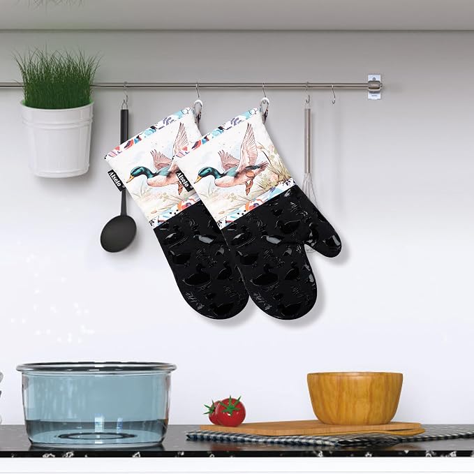 Alselo Oven Mitts 1 Pair, Silicone Printed Kitchen Mittens,7"x13.5" | Heat Resistant & Non-Slip Oven Gloves, Fashion Animal Design with Soft Quilted Cotton Lining for Baking Cooking (Darkgray2)