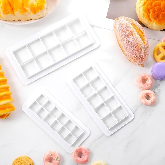 3Pcs White Square Cookie Cutter Set, 3 Size Multicutter Square Cake Fondant Cutter Geometric Baking Tools Biscuit Cutters Cake Decorating