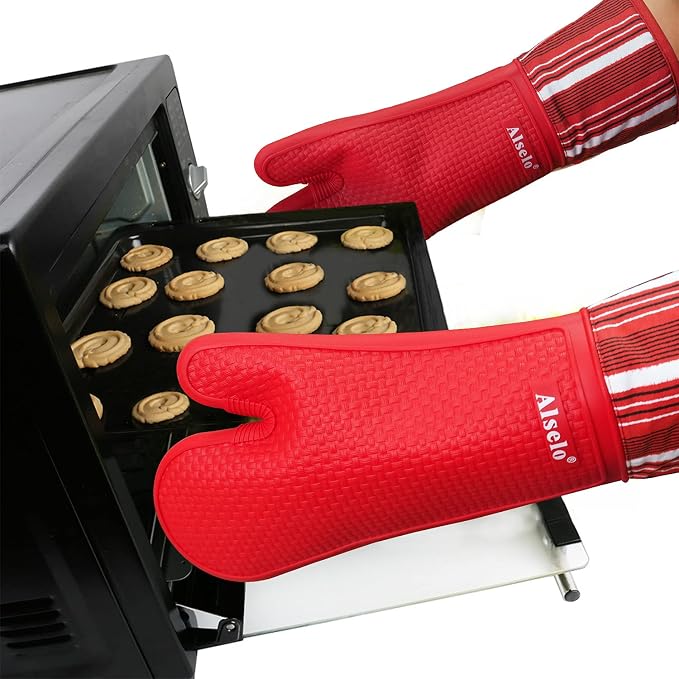 Alselo Silicone Oven Mitts Set, Heat Resistant 550 Degree,7.5"x16" | Extra Long Kitchen Mittens,Waterproof & Non-Silp Oven gloves for Baking Cooking Barbecue Microwave (Extra Long Red, 2)