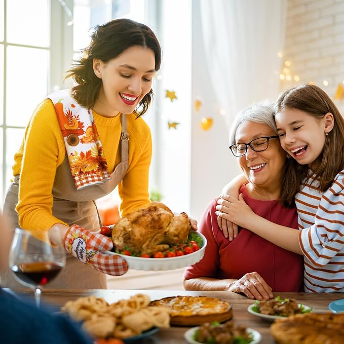 Leinuosen 6 Pack Thanksgiving Kitchen Set with 2 Gnome Dish Towels, 2 Maple Leaves Pot Holders and 2 Car Oven Mitts for Gifting, Baking, and Cooking Accessories