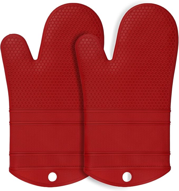 YUTAT Silicone Oven Mitts,Heat Resistant 2PCS Oven Mitts with Soft Polyester Filling,Kitchen Potholder Set - Perfect for BBQ, Baking and Cooking,RED,2 Pcs Set