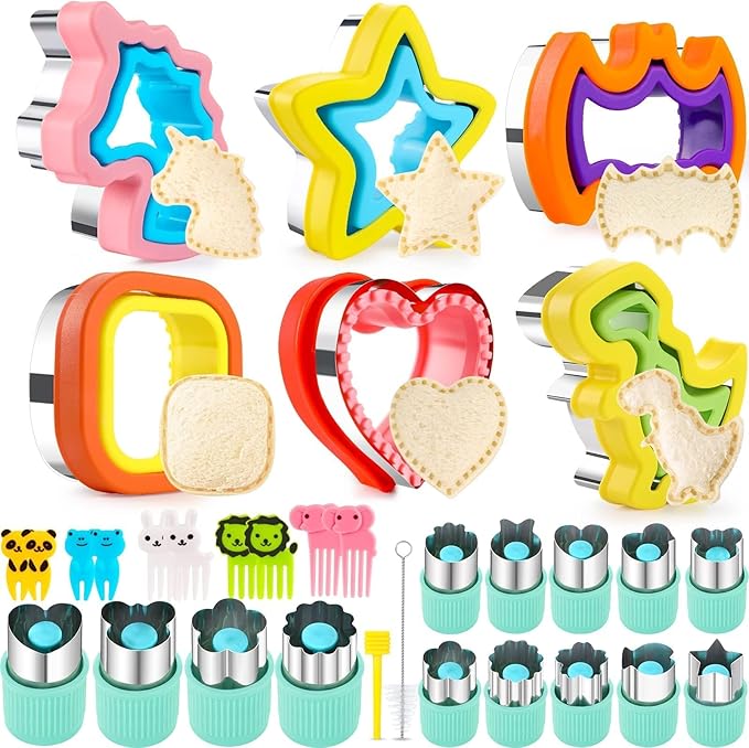 32PCS Sandwich Cutters for Kids Lunch, Crustless Sandwich Maker | Sandwich Cutter and Sealer Round Cookie Cutters Bread Decruster School Lunch Bento Box Accessories for Kids Children