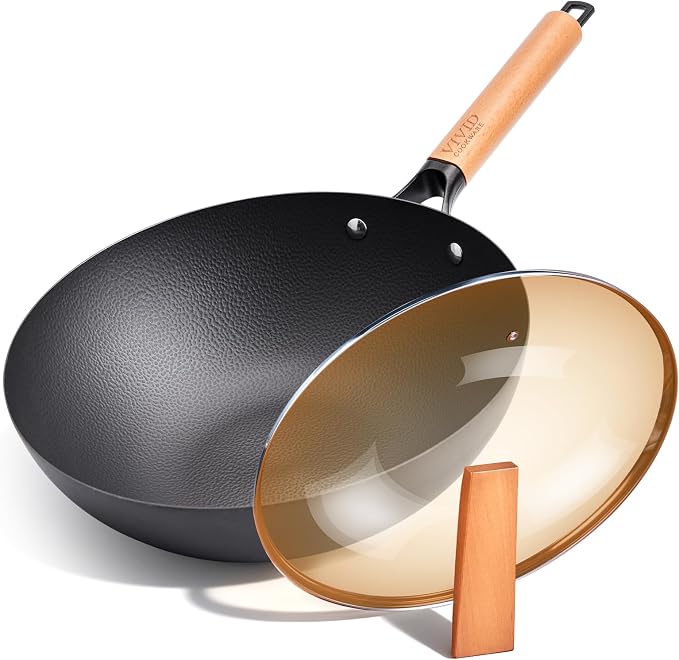 12.6 Inch Carbon Steel Wok Pan with Lid, 4.8 Qt Flat Bottom Stir Fry Pan with Self-Standing Glass Lid, Coating-Free Wood Handle Wok for Induction, Gas, Electric & Ceramic Stovetops