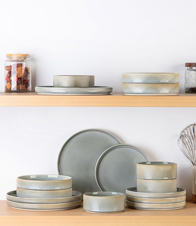 Ceramic Dinnerware Set for 4, 12-Piece Plates and Bowls Set | Lightweight Porcelain Dish Set, Scratch Resistant, Oven & Microwave & Dishwasher Safe, Desert Sage