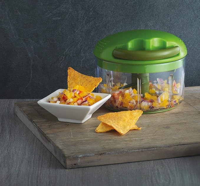 Kuhn Rikon Pull Chop, Vegetable Chopper with Stainless Steel Blades, Food Chopper with Non-Slip Base, Easy to Use Fruit Cutter and Onion Chopper, Essential Kitchen Accessories 650ml - 3 Year Guarantee