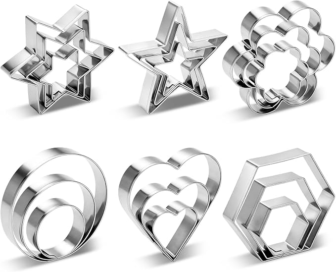 Cookie Cutters,18 Pcs Stainless Steel Cookie Cutters Variety Pack with Box | 3 Sizes 6 Shapes Biscuit Cutter with Heart,Star,Flower,Round,Hexagon,Large Small Mini Cake Molds for Baking,Fruit,Veggie