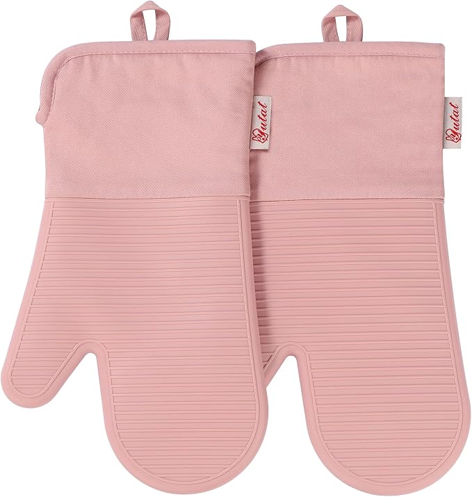 YUTAT Silicone Oven Mitts,High Heat Resistant Up to 500 Degrees,Waterproof Cooking Gloves with Soft Polyester Filling,Kitchen Potholder Set - Perfect for BBQ,Baking and Cooking,Pink,2 Pcs Set
