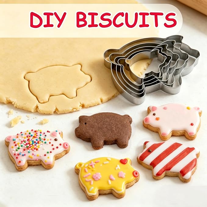 Cookie Cutters, 5 Pack (Pig)