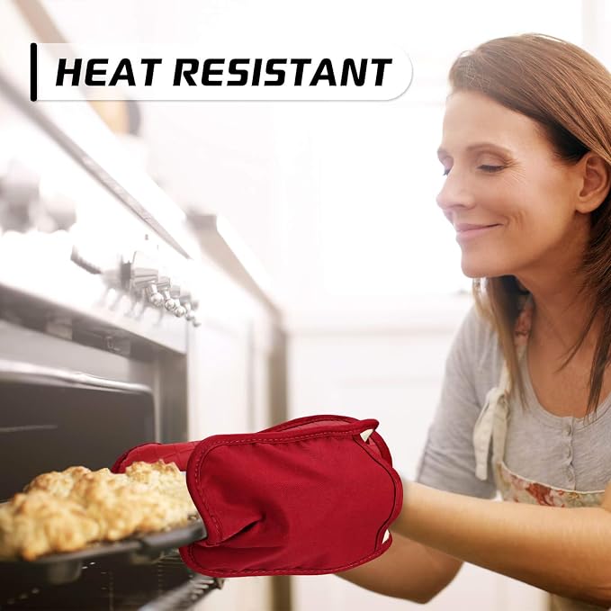 HOMWE Silicone Kitchen Pot Holders with Pockets, 2 Pc Set Trivet, Steam and Heat Resistant Hand and Countertop Protection Hot Pads, Non-Slip Grip potholders, Terrycloth Interior Lining, Red