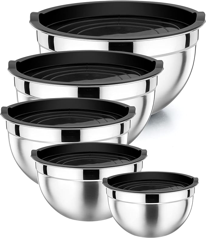P&P CHEF Metal Mixing Bowls with Lids Set, Airtight Lids & Black | 5 PCS Stainless Steel Mixing Nesting Bowls for Kitchen Prepping, Storing, Healthy & Easy Clean, Size 4.6, 3, 1.5, 1, 0.7 QT