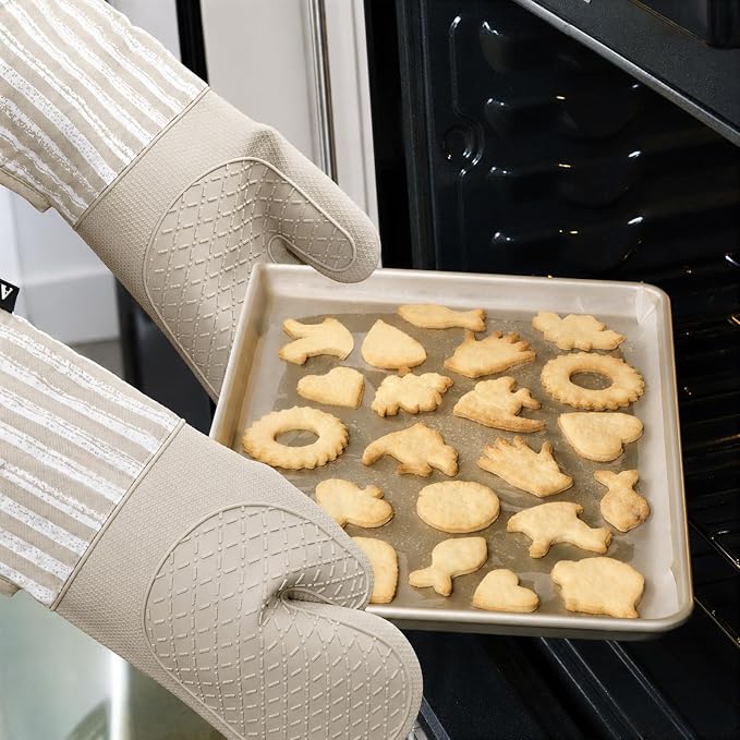 Alselo Silicone Oven Mitts Heat Resistant 932℉ with Waterproof & Non-Slip | Kitchen Mittens Set of 2,Extra Long 7.5"x15" Oven Gloves with Soft Cotton Terry Lining for Baking Cooking BBQ (Khaki,2)