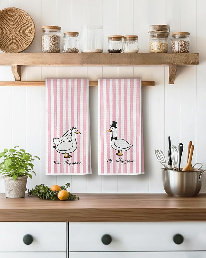Mr and Mrs Goose Pink Striped Kitchen Towels 16x24 Inch, Wedding Gifts for Couples Newlyweds Dish Tea Towels for Kitchen Decor, Just Married Gifts Decorative Hand Towel for Bathroom, Set of 2