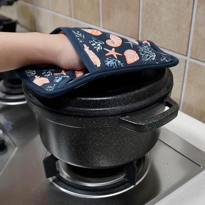 Pot Holders Set of 2 Heat Resistant 480℉ Kitchen 100% Cotton | Comfortable Lining Printing Cowry Flower Women Men Home Cooking Baking Microwave BBQ Gift (Cowry potholders)