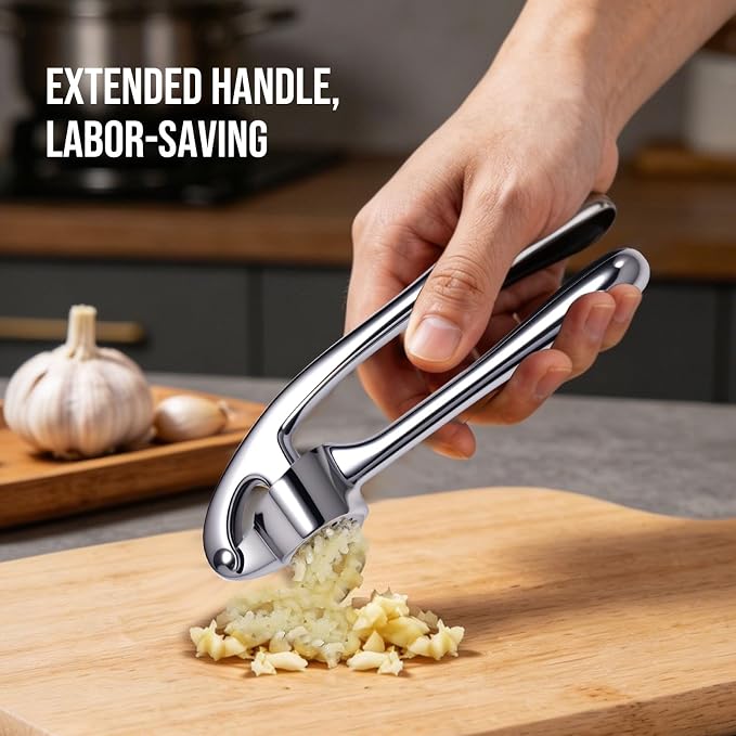 Kitchen Garlic Press, Rust Proof & Dishwasher Safe Garlic Mincer, Durable Garlic Crusher, Easy to Clean and Squeeze, Chrome