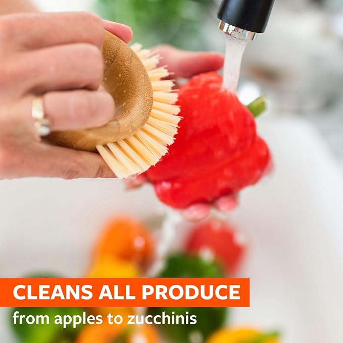 Full Circle The Ring Bamboo Produce Scrub Brush, Removes Dirt from Veggies