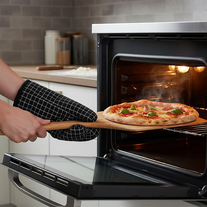 Encasa XO Oven Mitts and Pot Holders Set, Heat Resistant Cotton | Butcher Checks Black, Diamond Quilted | Non-Slip Grip | Microwave & Oven Safe | Hanging Loop | Machine Washable | Set of 2