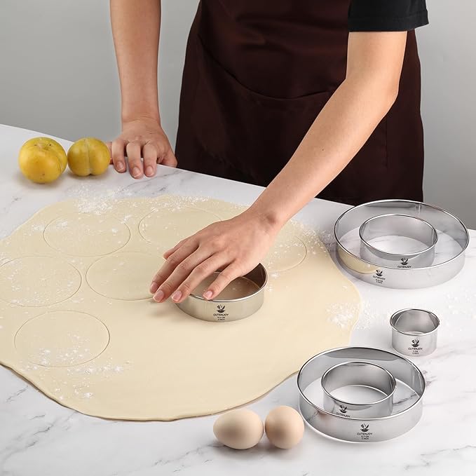 6-Piece Round Cookie Cutters (2, 3, 3.5, 4, 5, 6 Inch) Biscuit Cutter Set | Dishwasher Safe, Laser-Etched Sizes, Stainless Steel Circle Cookie Cutter for Baking, Thick Dough, Biscuits & Fondant
