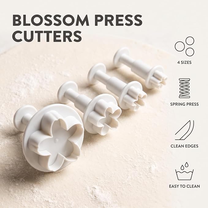 4Pcs White Flower Plunger Cookie Cutter DIY Blossom Flower Cake Fondant Mold Plastic Cake Decorating Tools Baking Accessories Cookie Cutters For Baking Plastic, Dessert and Candy Sculpting Tools