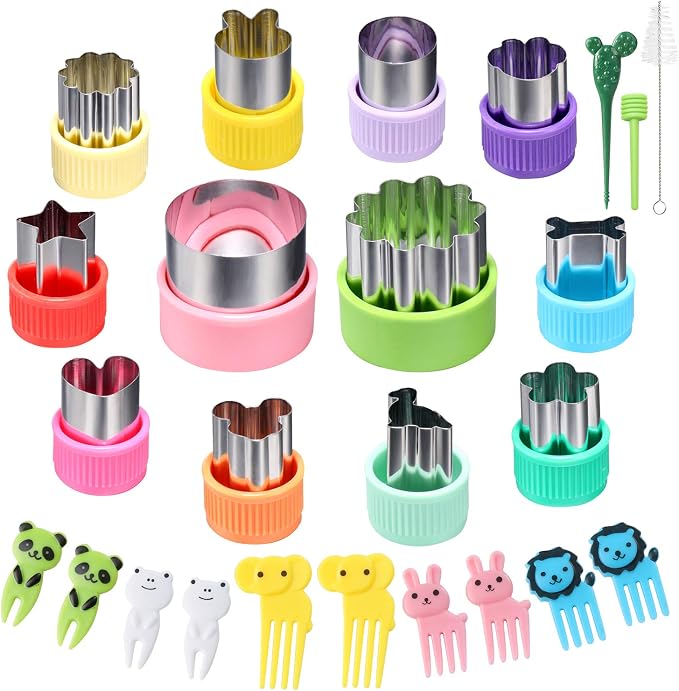 CECEAOAIME 12 pcs Mini Cookie Cutters Vegetable Cutter Fruit Stamps Mold