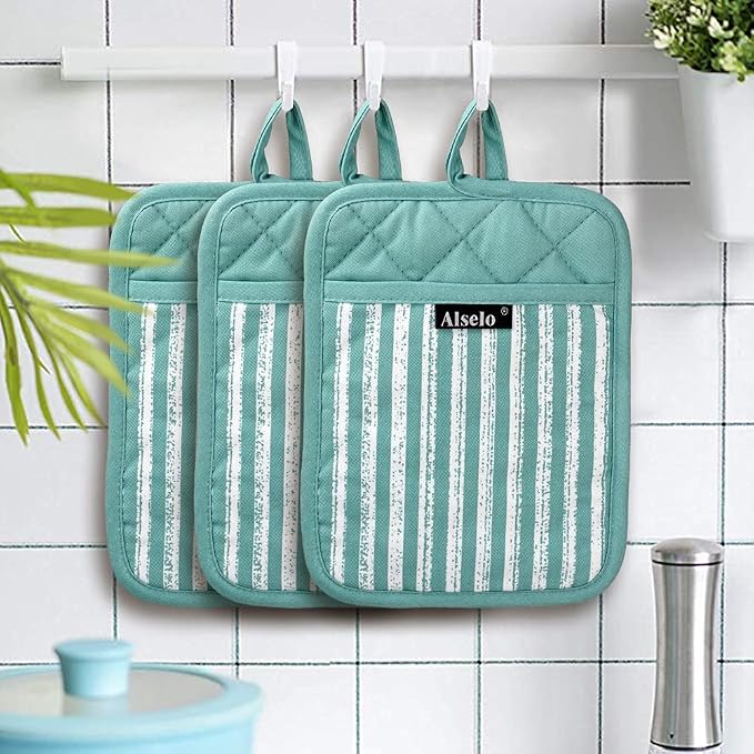 Alselo Silicone Pot Holders Set of 3 Heat Resistant & Non Slip Potholders | Professional Oven Hot Pads with Pockets Mitts for Kitchen Cooking Baking Barbecue (Green, 3)
