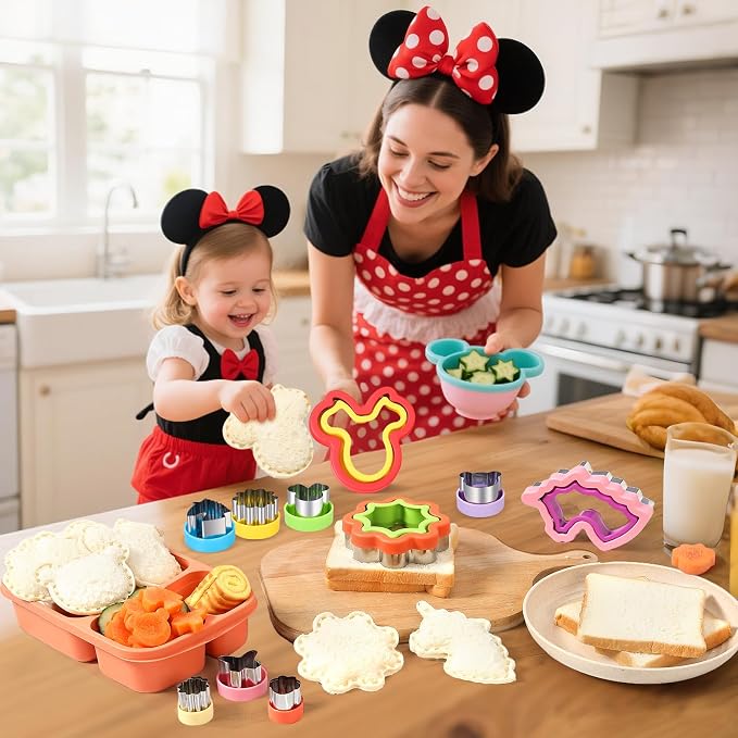 laxizar 18 Pcs Sandwich Cutters Cookie Cutters Uncrustable Bread Maker