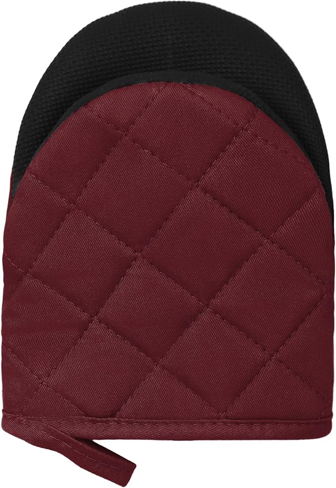 Goldmeet Mini Oven Mitts 2-Pack, 7"x5.5", 500°F Silicone Grip, Dark Red | Non-Slip, Heat Resistant, Machine Washable, Hanging Loop, Fits Small Hands, for Baking Grilling BBQ Cooking