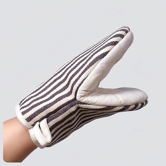 1 Pair Mini Oven Mitts,High Heat Resistant Oven Gloves,Kitchen Short Oven Mit with Hanging Loop for BBQ, Baking, Cooking and Grilling, (Khaki)