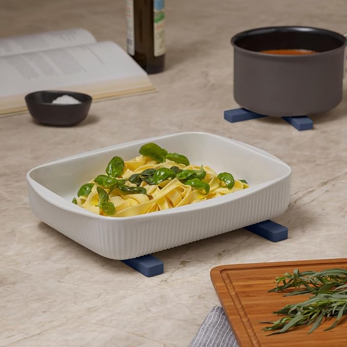 EVA SOLO | 2 Magnetic Trivets | Silicone-Coated Nylon with Built-in Magnets | Dishwasher-Safe | Placed Either Crossways or Divided in 2 | Danish Design, Functionality & Quality | Golden Sand