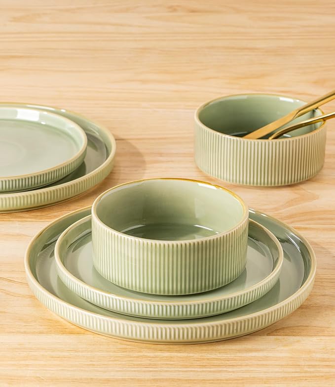 Ceramic Dinnerware Set for 4, 12-Piece Plates and Bowls Set | Lightweight Porcelain Dish Set, Scratch Resistant, Oven & Microwave & Dishwasher Safe, Duck Egg Green