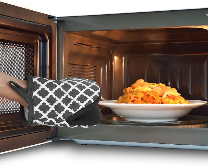 Short Oven Mitts, Heat Resistant 500°F, Silicone Grip Kitchen Gloves, Non-Slip for Baking, Grilling, BBQ, Machine Washable with Hanging Loop, 2-Pack Set, White Checkered Pattern | Non-Slip, Heat Resistant, Machine Washable, Hanging Loop, Fits Small Han...