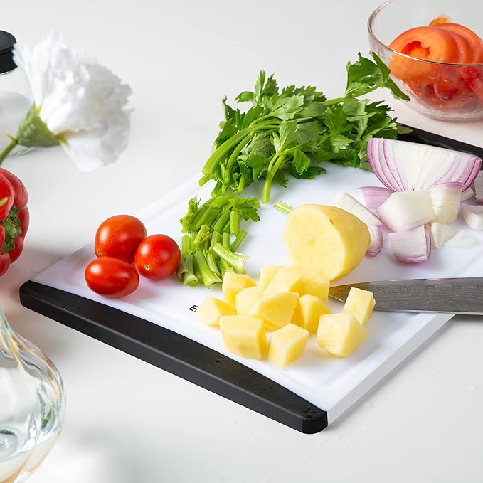 Empune BPA-Free Plastic Cutting Board for Kitchen with Juice Grooves, Extra Large Dishwasher Safe Cutting Boards Set of 4 with Handles, Thick Non-Slip Chopping Board for Meat, Fruit and Chicken, Black