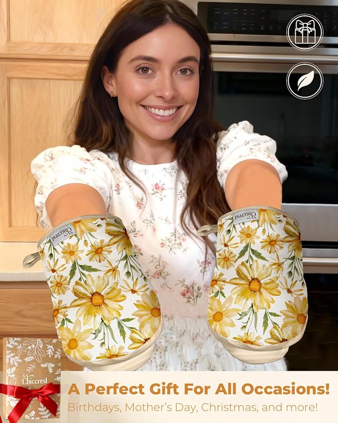 100% Thick Cotton Mini Oven Mitts Silicone Grip Watercolor Daisy | Elegant Classic Oven Mitts for Women, Machine Washable, Non-Slip, Reversible Design Fits Both Hands, Stylish Kitchen Decor