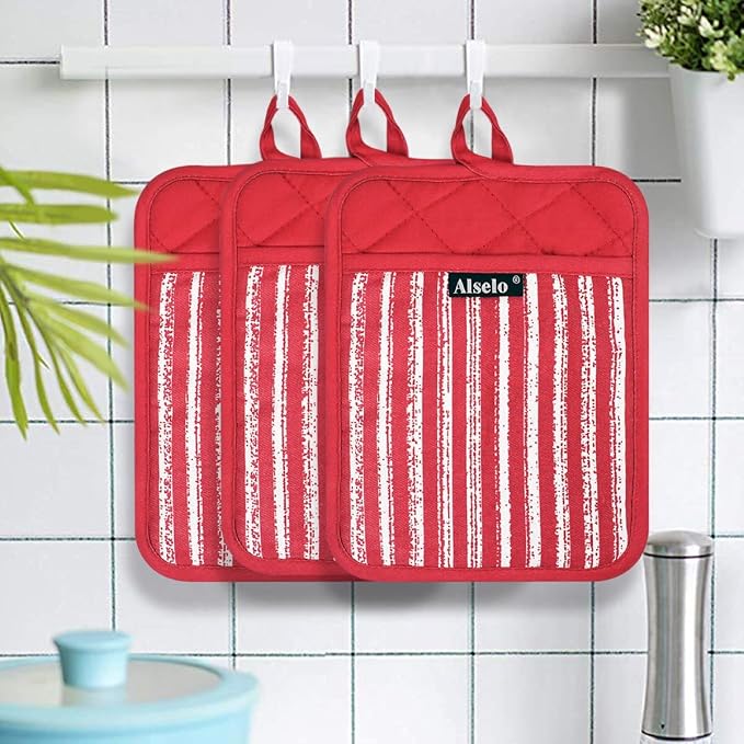 Alselo Silicone Pot Holders Set of 3 Heat Resistant & Non Slip Potholders | Professional Oven Hot Pads with Pockets Mitts for Kitchen Cooking Baking Barbecue (Red, 3)