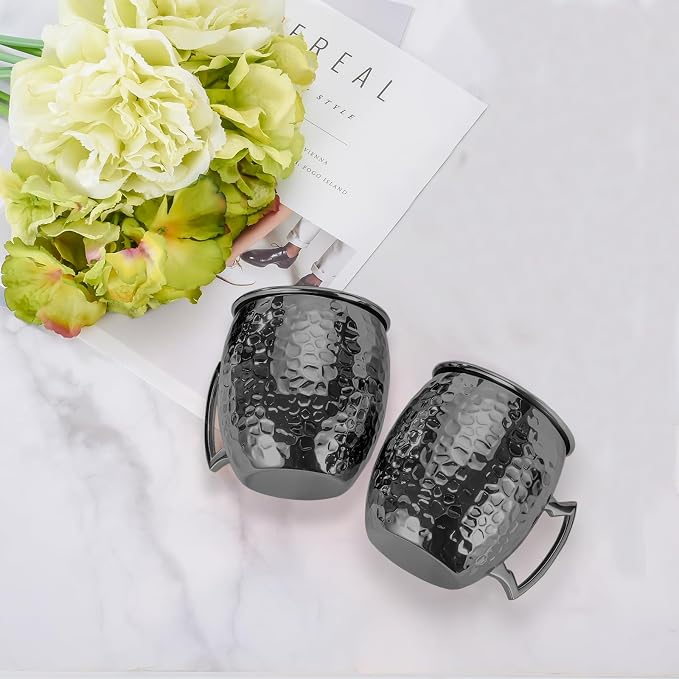 Amrules 16oz Moscow Mule Mugs Hammered with Angled Handle, Black | 304 Stainless Steel Lining, Delicate Hammered Finish, Firm Handle, for Cold Drinks, Cocktails, Wine, Beer, Bars & Parties