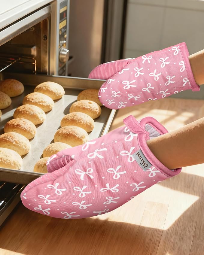 100% Thick Cotton Mini Oven Mitts Silicone Grip Girly Pink Bow | Girly Cute Oven Mitts for Women, Machine Washable, Non-Slip, Reversible Design Fits Both Hands, Stylish Kitchen Decor