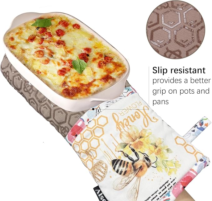 Alselo Oven Mitts 1 Pair, Silicone Printed Kitchen Mittens,7"x13.5" | Heat Resistant & Non-Slip Oven Gloves, Fashion Animal Design with Soft Quilted Cotton Lining for Baking Cooking BBQ (Khaki 2)